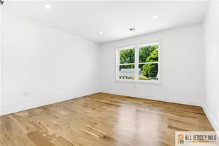 48 Kendall Dr, Sayreville, NJ 08859 - Photo 27