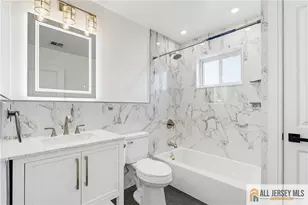 48 Kendall Dr, Sayreville, NJ 08859 - Photo 13