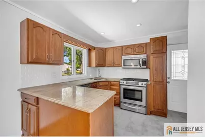 32 Bucknell Road, Old Bridge Township, NJ 08859 - Photo 5
