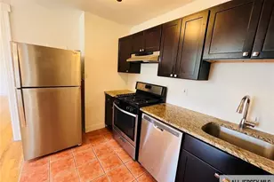 17 Elm Ct, Metuchen, NJ 08840 - Photo 3