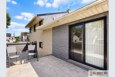 118 Poplar Street, Carteret, NJ 07008 - Photo 11