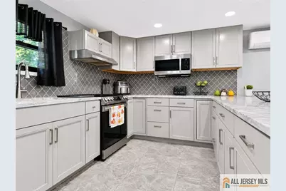 118 Poplar Street, Carteret, NJ 07008 - Photo 23
