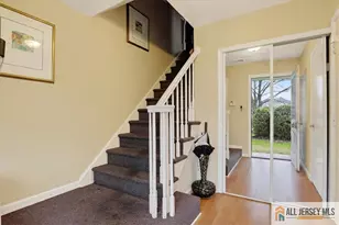 5 Wingate Ct, Monroe Township, NJ 08831 - Photo 11