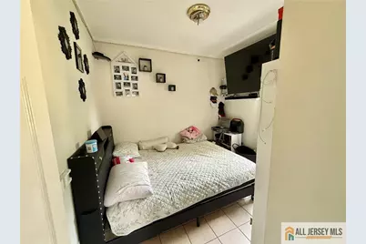 525 S 3rd Avenue, Highland Park, NJ 08904 - Photo 11