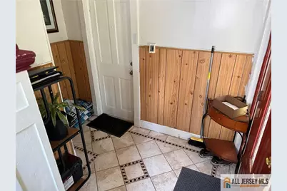 525 S 3rd Avenue, Highland Park, NJ 08904 - Photo 5