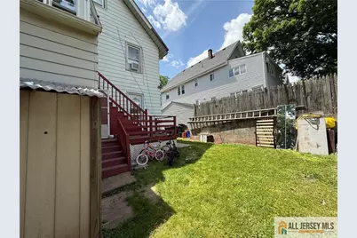 525 S 3rd Avenue, Highland Park, NJ 08904 - Photo 33
