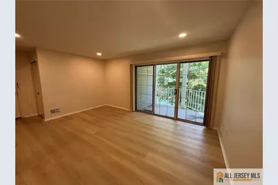 7 Sheffield Court, North Brunswick Township, NJ 08902 - Photo 3