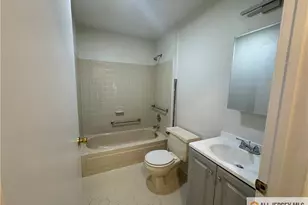 7 Sheffield Ct, North Brunswick Township, NJ 08902 - Photo 9