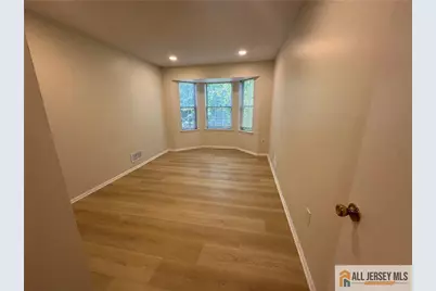 7 Sheffield Court, North Brunswick Township, NJ 08902 - Photo 9