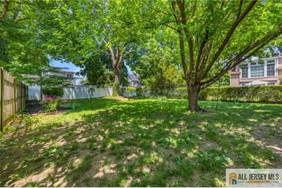 25 Home Street, Metuchen, NJ 08840 - Photo 11