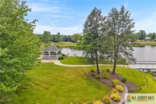 281 Mockingbird Dr, Monroe Township, NJ 08831 - Photo 49