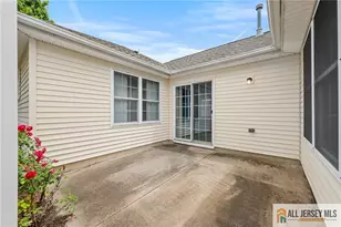 281 Mockingbird Dr, Monroe Township, NJ 08831 - Photo 37