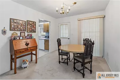 9 Patrick Henry A Court, Monroe Township, NJ 08831 - Photo 7