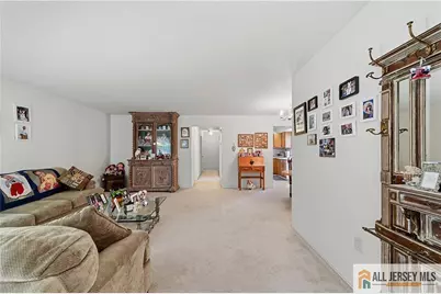 9 Patrick Henry A Court, Monroe Township, NJ 08831 - Photo 5