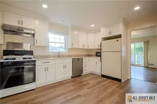 8 Windy Hill Rd, Metuchen, NJ 08840 - Photo 19
