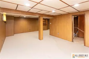 10 Eardley Rd, Edison, NJ 08817 - Photo 21