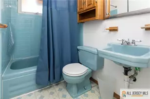 10 Eardley Rd, Edison, NJ 08817 - Photo 15