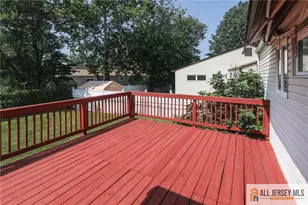 10 Eardley Rd, Edison, NJ 08817 - Photo 31