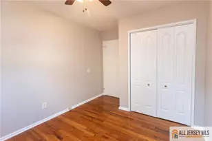10 Eardley Rd, Edison, NJ 08817 - Photo 19