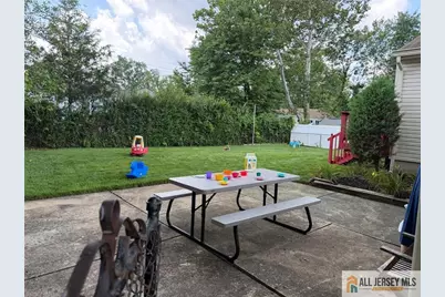 10 Eardley Road, Edison, NJ 08817 - Photo 33
