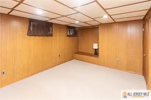 10 Eardley Rd, Edison, NJ 08817 - Photo 27