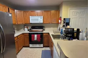 358 Rector St, Perth Amboy, NJ 08861 - Photo 3