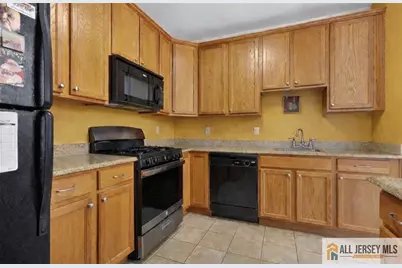 315 Regency Place #315, Woodbridge Township, NJ 07095 - Photo 7