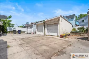 48 Catalpa Ave, Perth Amboy, NJ 08861 - Photo 27
