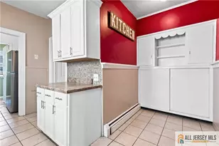 48 Catalpa Ave, Perth Amboy, NJ 08861 - Photo 9