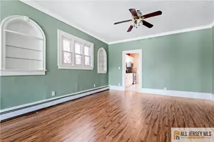 48 Catalpa Ave, Perth Amboy, NJ 08861 - Photo 7