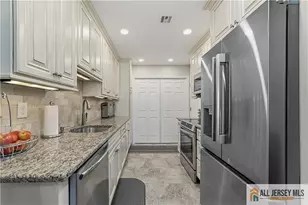 297 Yardley Dr, Monroe Township, NJ 08831 - Photo 9