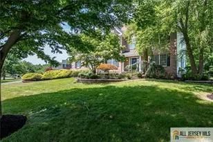 21 Courtside Ln, South Brunswick Township, NJ 08540 - Photo 3