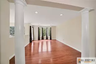 157 Forest Dr, Piscataway Township, NJ 08854 - Photo 3