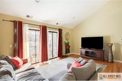 207 Sunshine Court, Sayreville, NJ 08859 - Photo 7