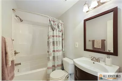 207 Sunshine Court, Sayreville, NJ 08859 - Photo 17