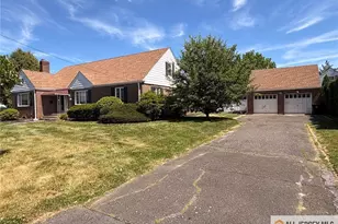 13 Fountain St, East Brunswick Township, NJ 08816 - Photo 31
