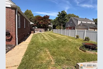 13 Fountain Street, East Brunswick Township, NJ 08816 - Photo 33