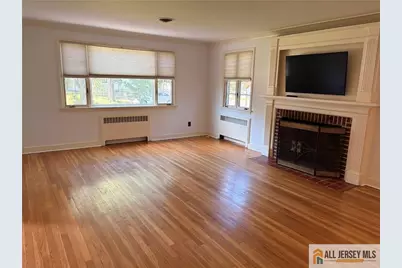 13 Fountain Street, East Brunswick Township, NJ 08816 - Photo 7