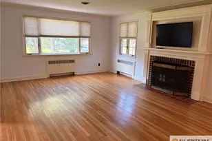 13 Fountain St, East Brunswick Township, NJ 08816 - Photo 7