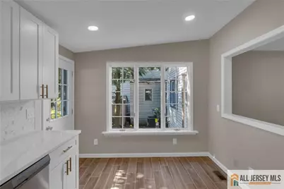 10 Harrison Street, Sayreville, NJ 08872 - Photo 9