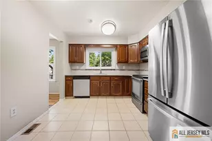 2 John Tyler Ct, Monroe Township, NJ 08831 - Photo 11
