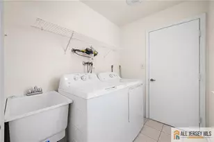 2 John Tyler Ct, Monroe Township, NJ 08831 - Photo 25