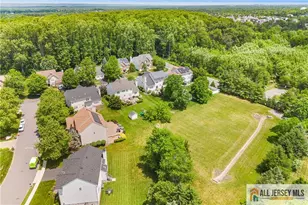 5 Woodfield Ct, Franklin Township, NJ 08540 - Photo 39