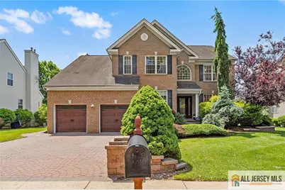 5 Woodfield Court, Franklin Township, NJ 08540 - Photo 3