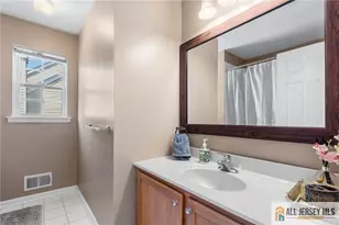 5 Woodfield Ct, Franklin Township, NJ 08540 - Photo 31
