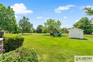 5 Woodfield Ct, Franklin Township, NJ 08540 - Photo 37