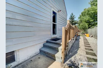 50 Merrill Avenue, East Brunswick Township, NJ 08816 - Photo 5
