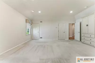 41 Sherwood Drive, Monroe Township, NJ 08831 - Photo 29