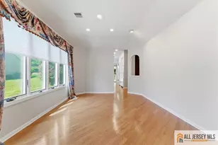 41 Sherwood Dr, Monroe Township, NJ 08831 - Photo 15