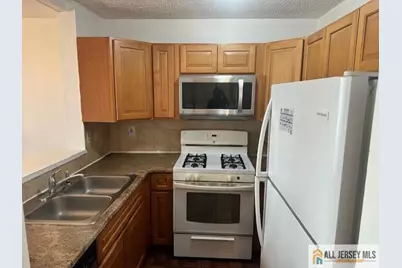 418 Edpas Road, New Brunswick, NJ 08901 - Photo 5